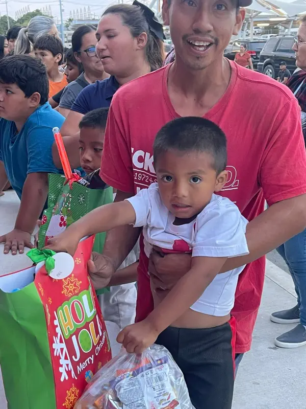 Entrega de Juguetes